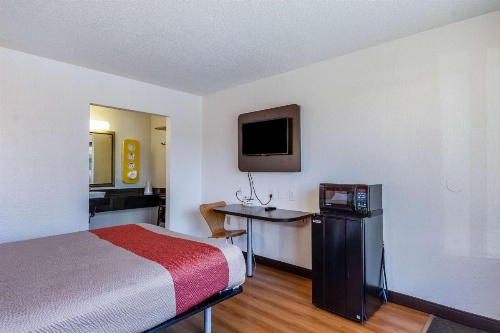 Motel 6-Little Rock, AR - West image 34
