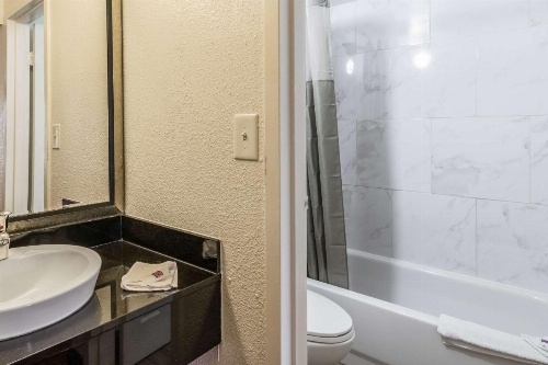 Motel 6-Little Rock, AR - West image 36