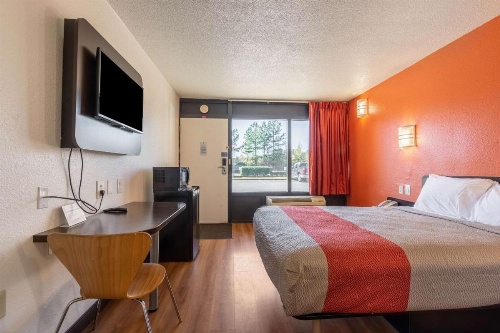 Motel 6-Little Rock, AR - West image 47