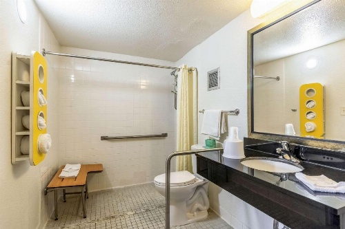 Motel 6-Little Rock, AR - West image 48